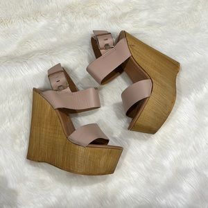 Platform wooden wedges